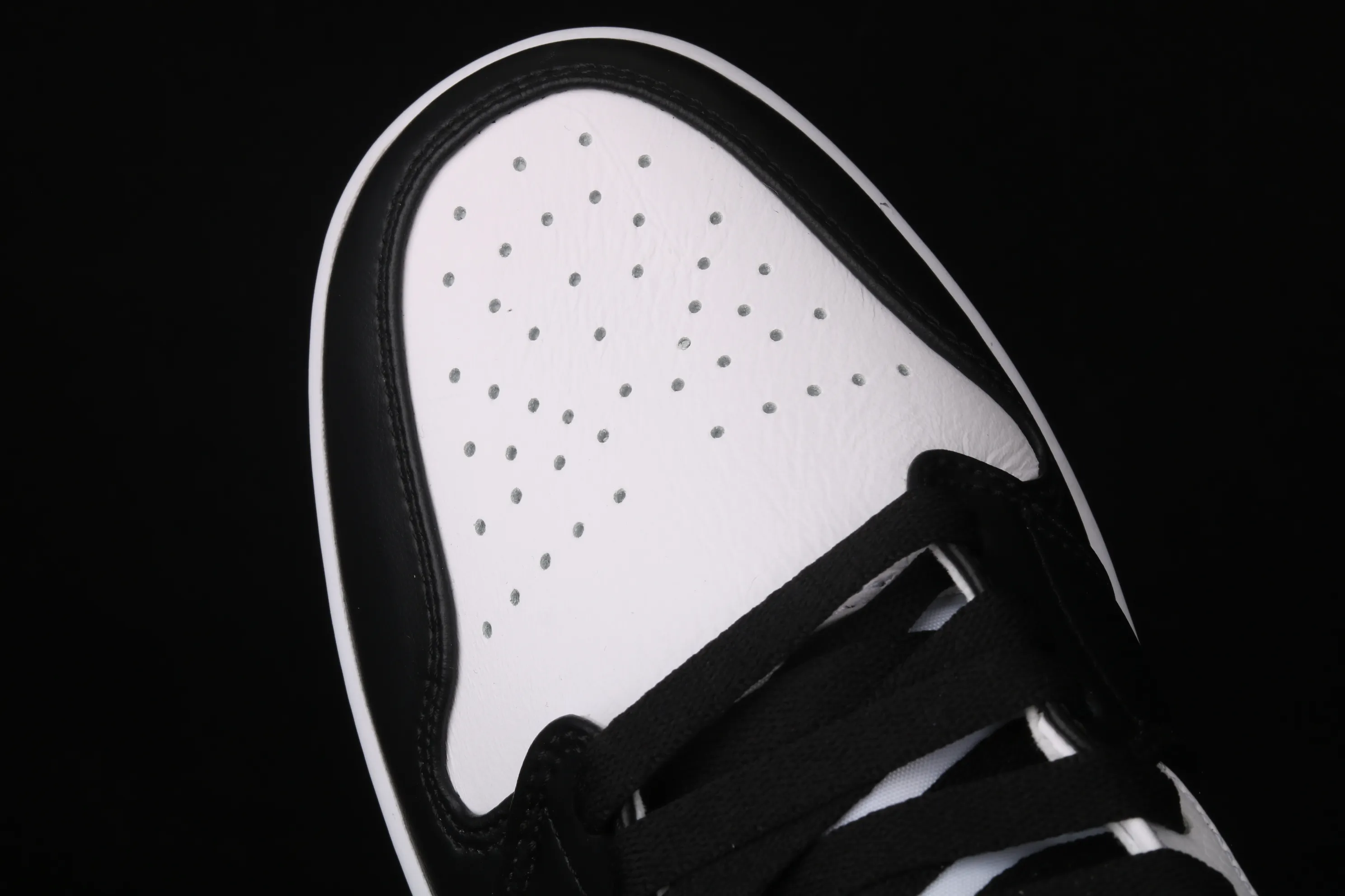 All categories Air Jordan Jordan series basketball shoes Air Jordan 1 Mid Air Jordan 1 Mid AJ1 Joe 1 gray shadow mid-top versatile casual sports shoes 554724-073